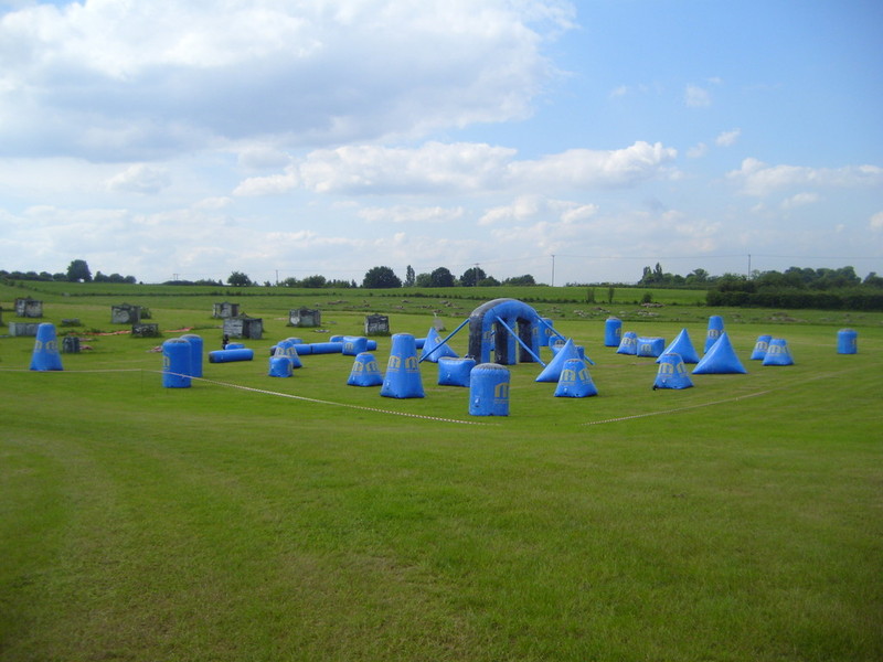 Paintball inflatable Course