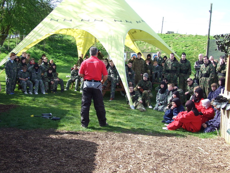 Juniors briefing banner